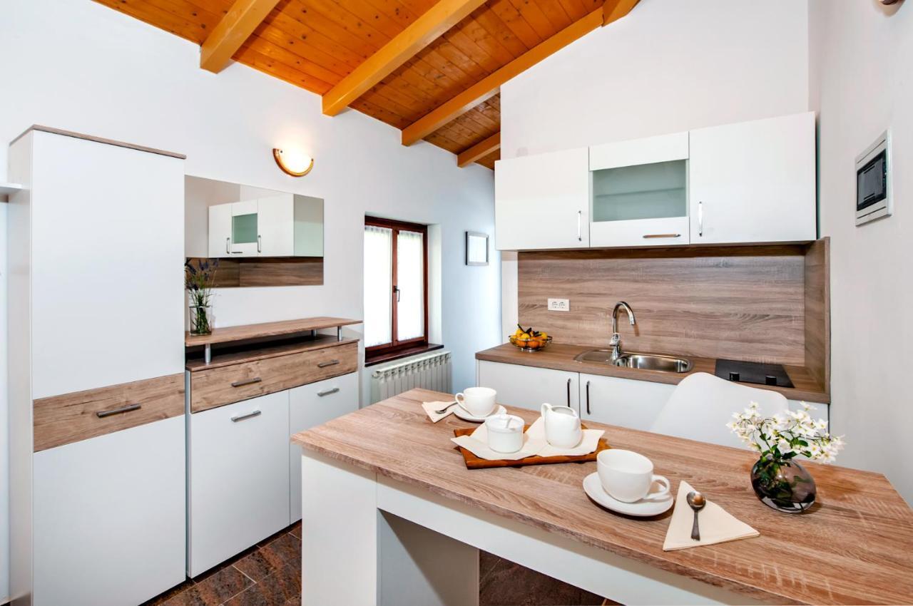 Apartments Carmelo Ровинь Экстерьер фото