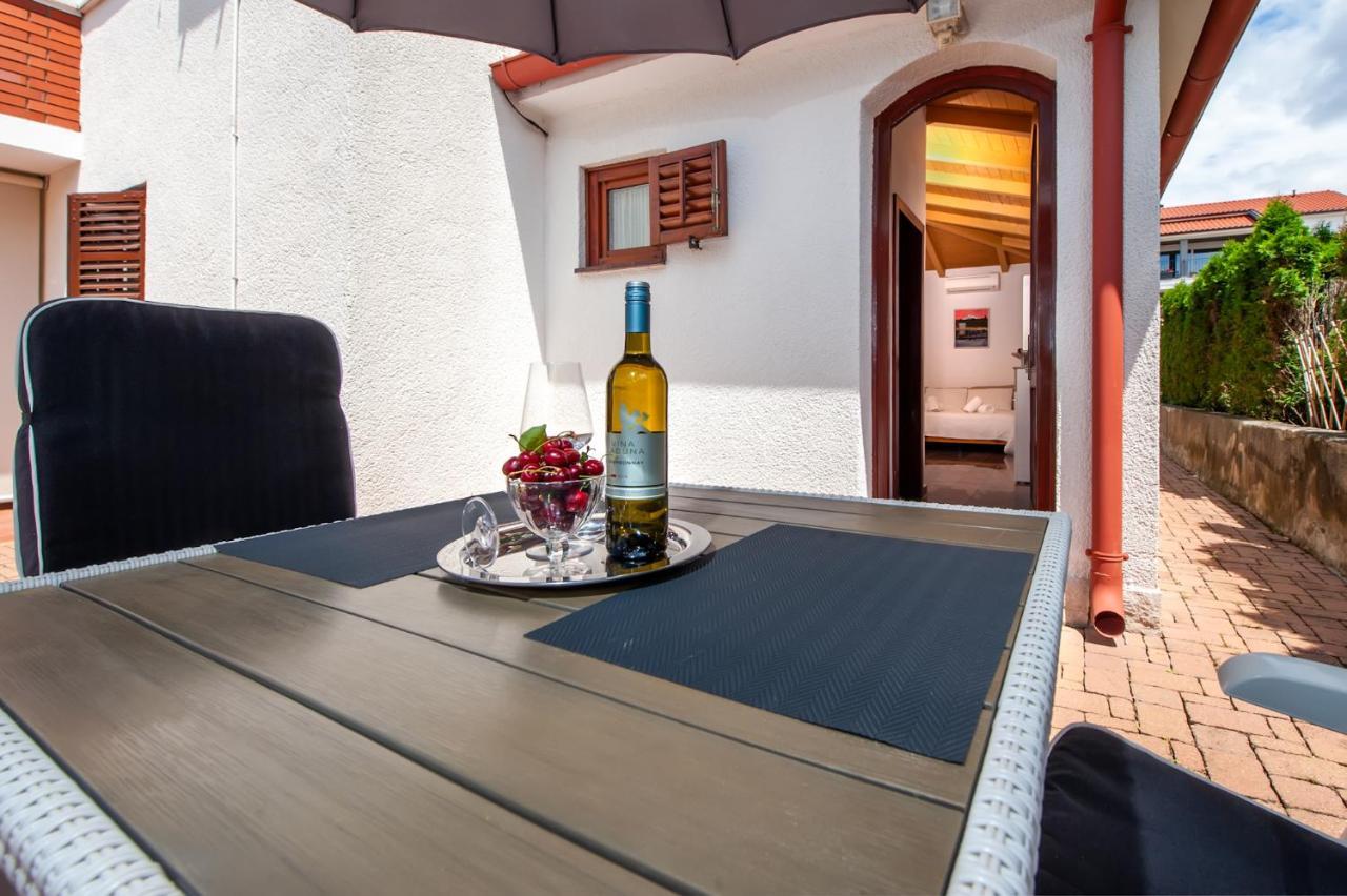 Apartments Carmelo Ровинь Экстерьер фото