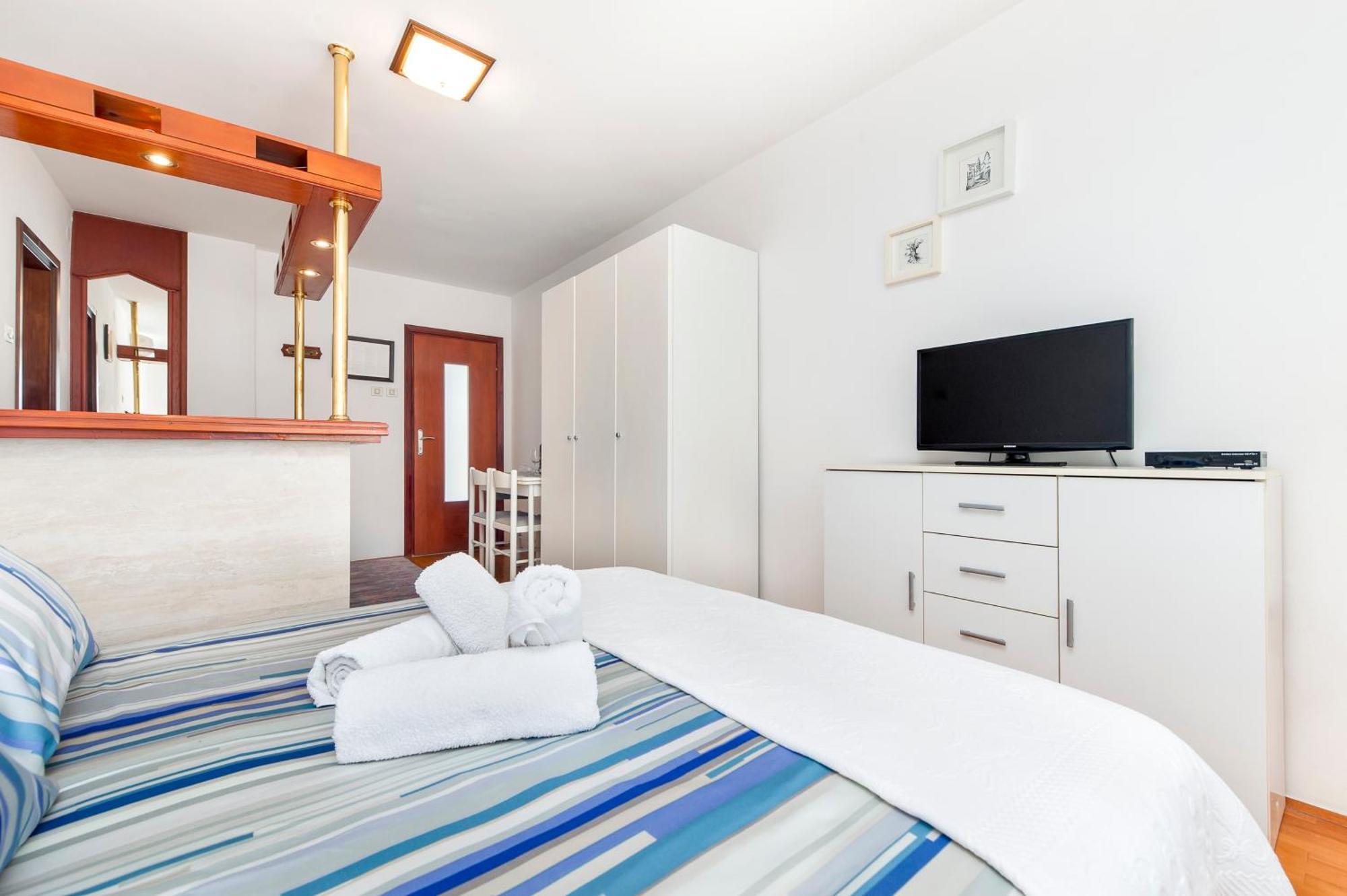 Apartments Carmelo Ровинь Экстерьер фото