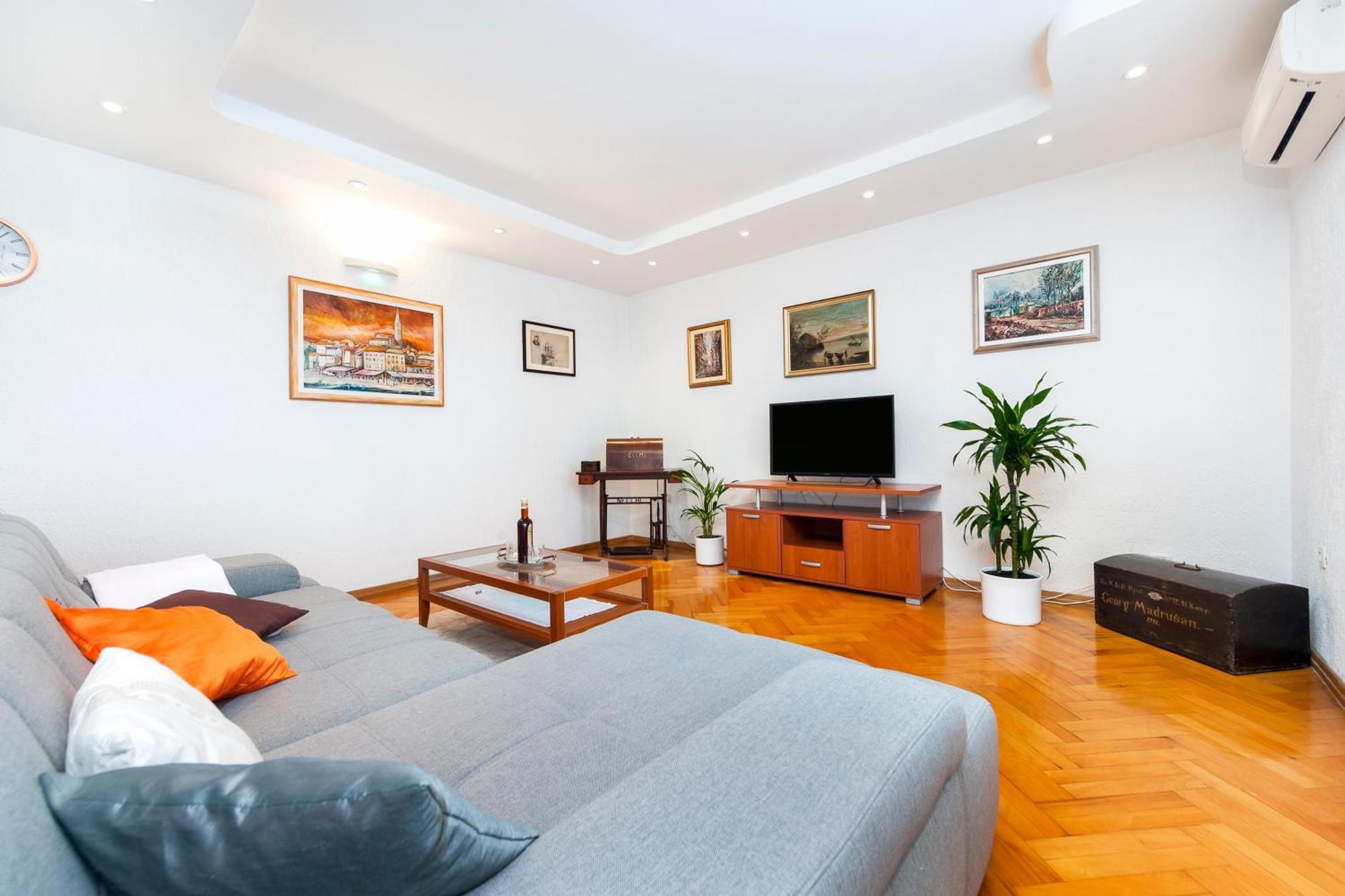 Apartments Carmelo Ровинь Экстерьер фото