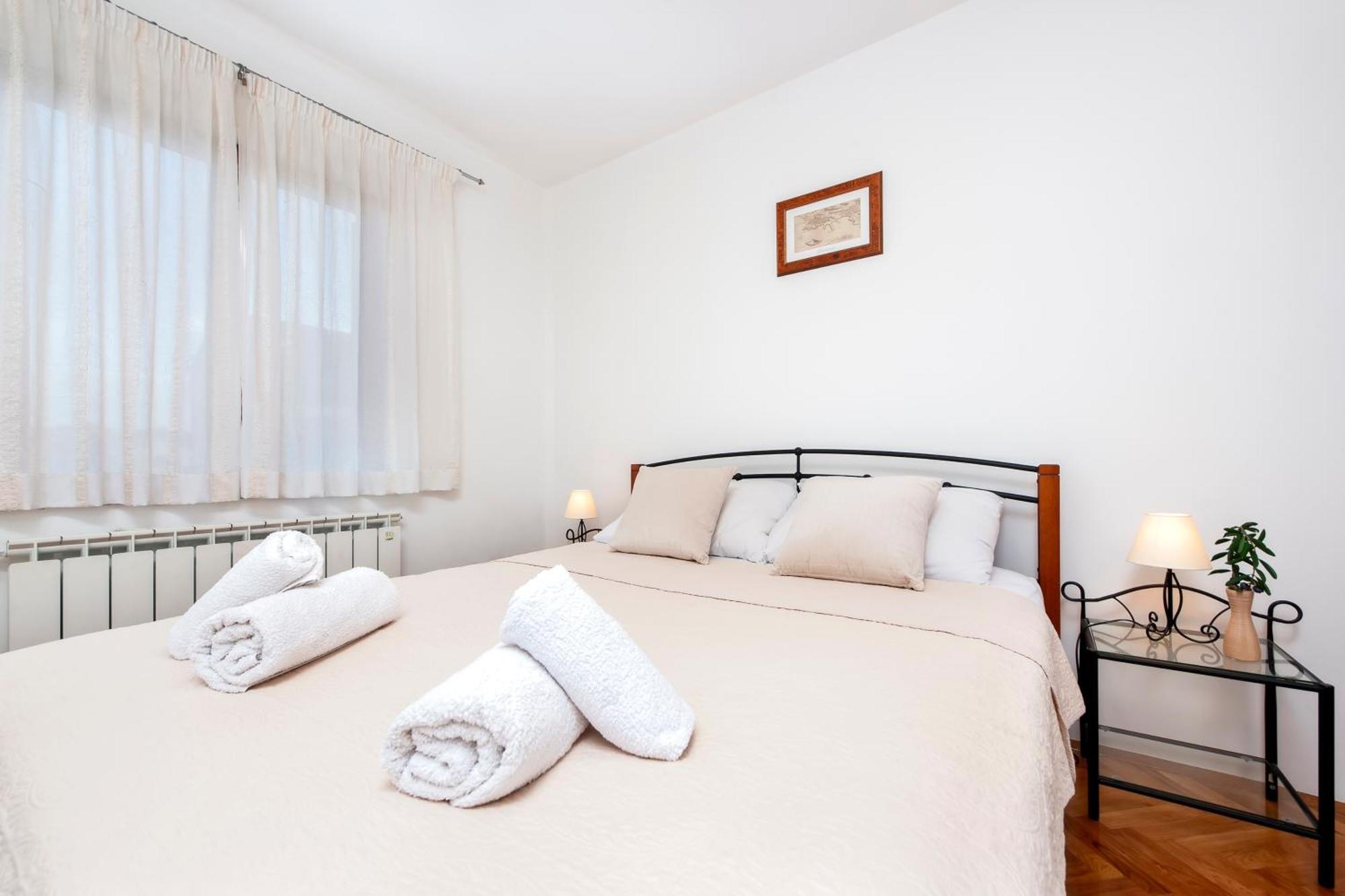 Apartments Carmelo Ровинь Экстерьер фото
