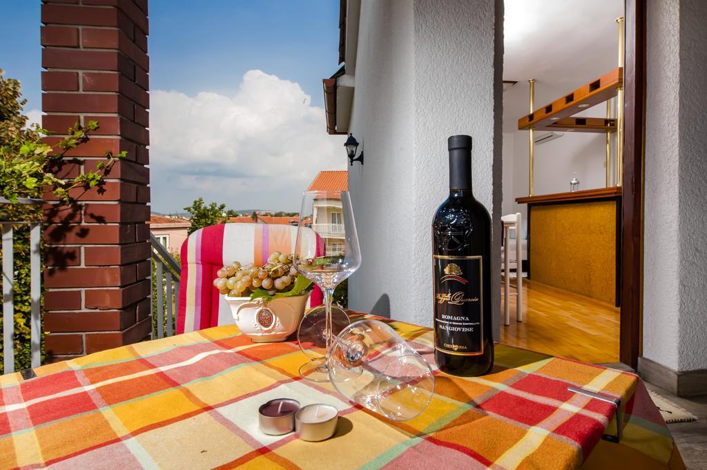 Apartments Carmelo Ровинь Экстерьер фото